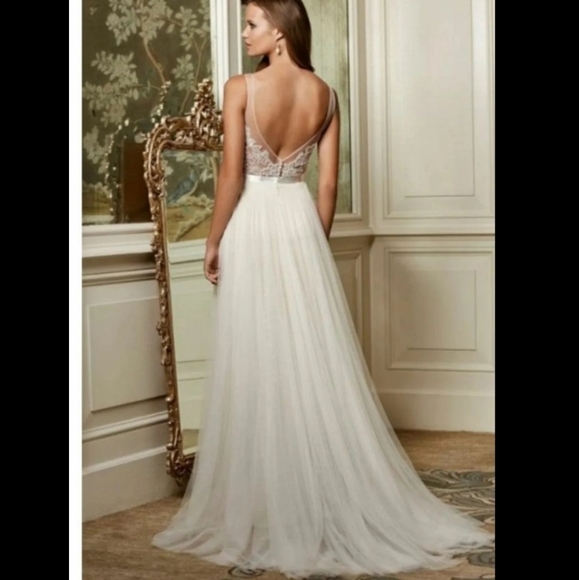 WTOO Persiphone Wedding Gown - Picture 2 of 12